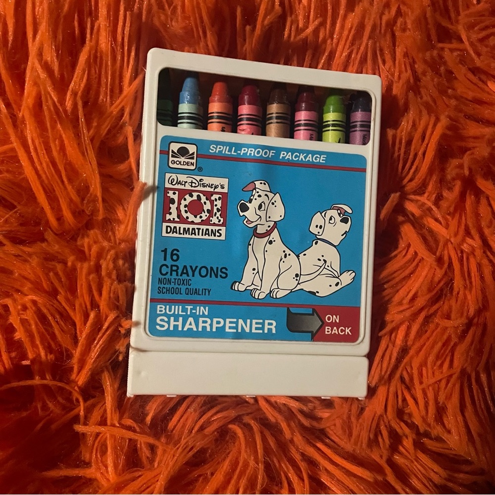 Vintage Disney 101 Dalmatians Crayons Built in Sharpener